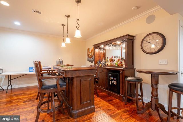 4 GRAND NATIONAL LN, Newark, DE 19702