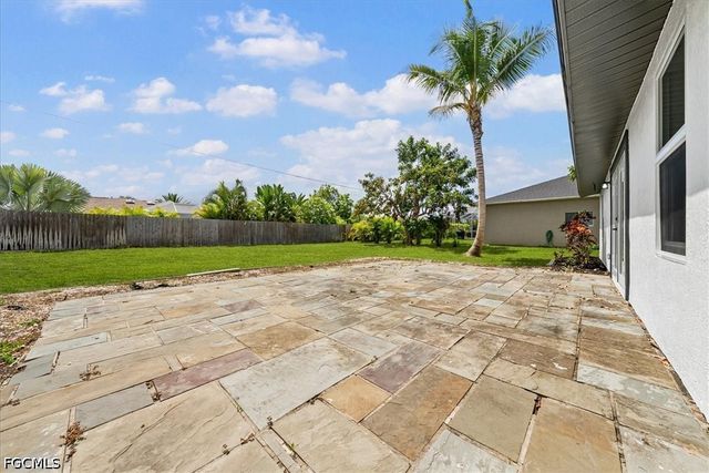 2931 SW 11th CT, Cape Coral, FL 33914