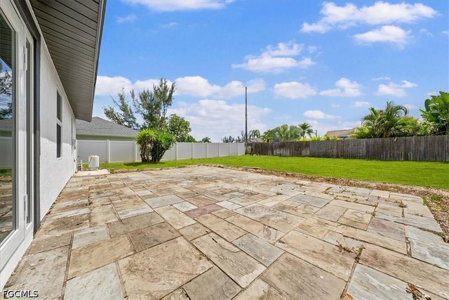 2931 SW 11th CT, Cape Coral, FL 33914