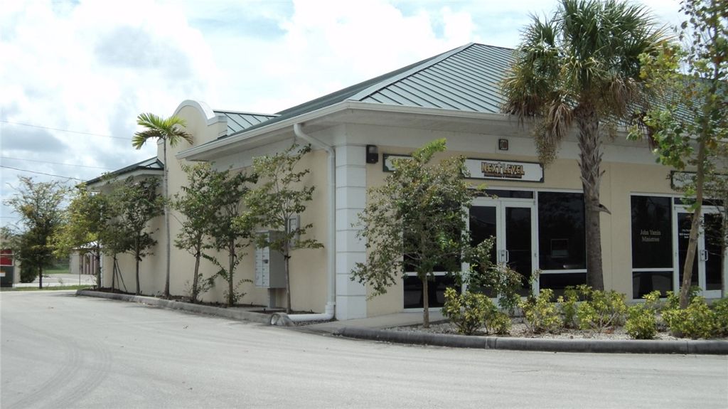 9035 Americana. Road 10, Vero Beach, FL 32966