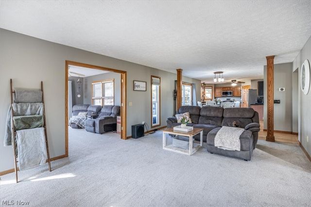 2928 S Medina Line Road, Wadsworth, OH 44281