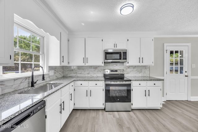 4020 Ketch Point Drive, Rocky Mount, NC 27803