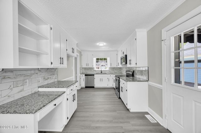 4020 Ketch Point Drive, Rocky Mount, NC 27803