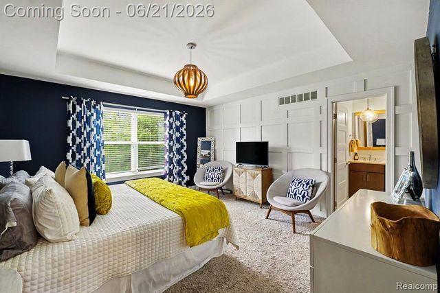 220 Turnberry Court, Milford, MI 48381