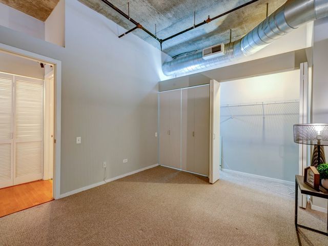900 N KINGSBURY Street 1057, Chicago, IL 60610
