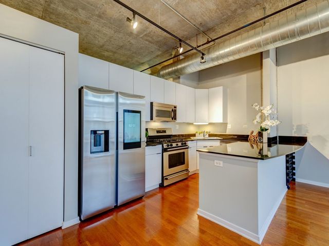 900 N KINGSBURY Street 1057, Chicago, IL 60610