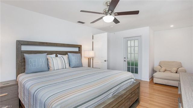 800 100th AVE N, Naples, FL 34108