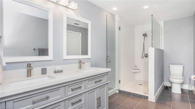 800 100th AVE N, Naples, FL 34108