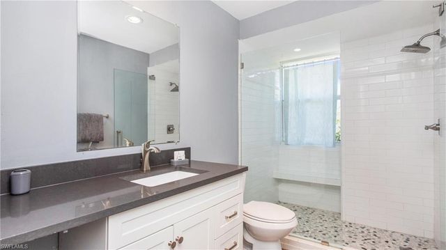 800 100th AVE N, Naples, FL 34108