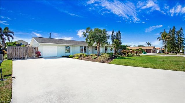 800 100th AVE N, Naples, FL 34108