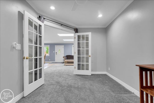 22416 Maple St Street, Saint Clair Shores, MI 48081