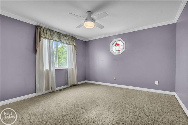 22416 Maple St Street, Saint Clair Shores, MI 48081