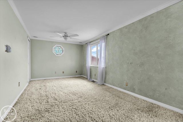 22416 Maple St Street, Saint Clair Shores, MI 48081