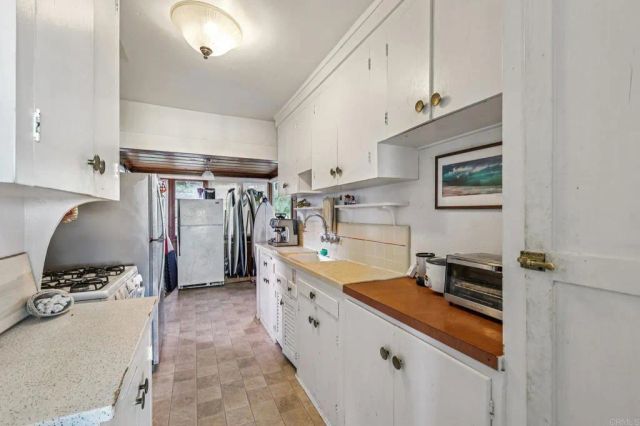 3226 Lucinda Street, San Diego, CA 92106