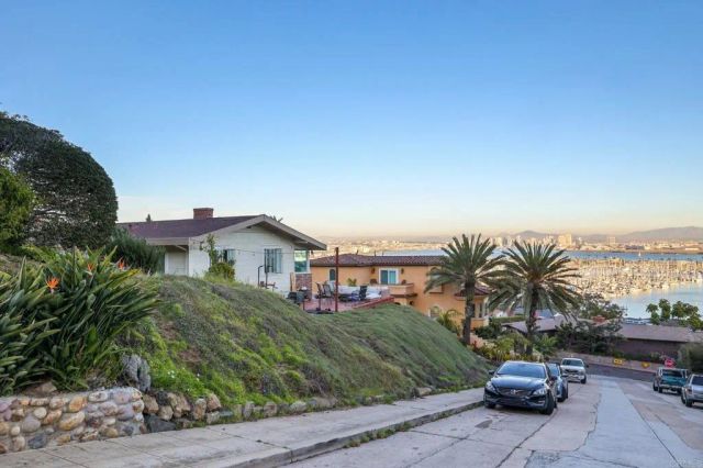 3226 Lucinda Street, San Diego, CA 92106