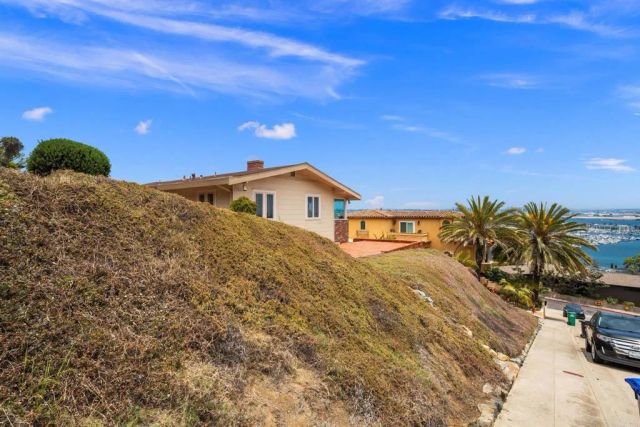 3226 Lucinda Street, San Diego, CA 92106