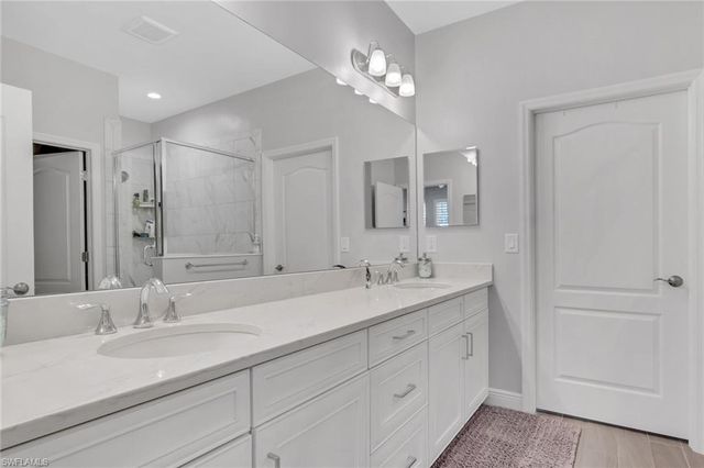 2335 Sawyers Hill RD 506, Naples, FL 34120