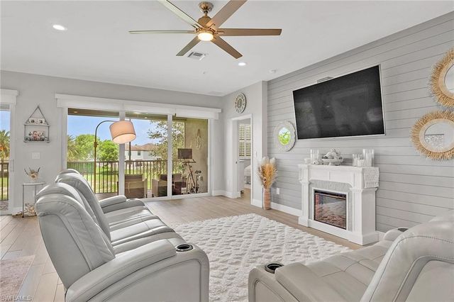 2335 Sawyers Hill RD 506, Naples, FL 34120