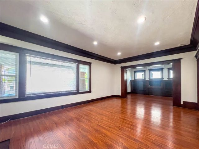 1522 5th Avenue, Los Angeles, CA 90019
