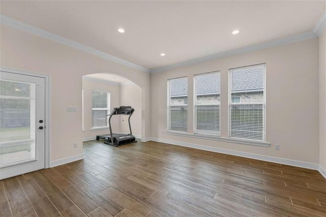 66 Pepper Creek Drive, Sulphur, LA 70663