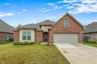 66 Pepper Creek Drive, Sulphur, LA 70663