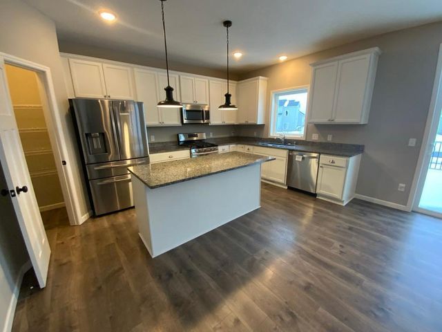 11775 33rd Street N, Lake Elmo, MN 55042