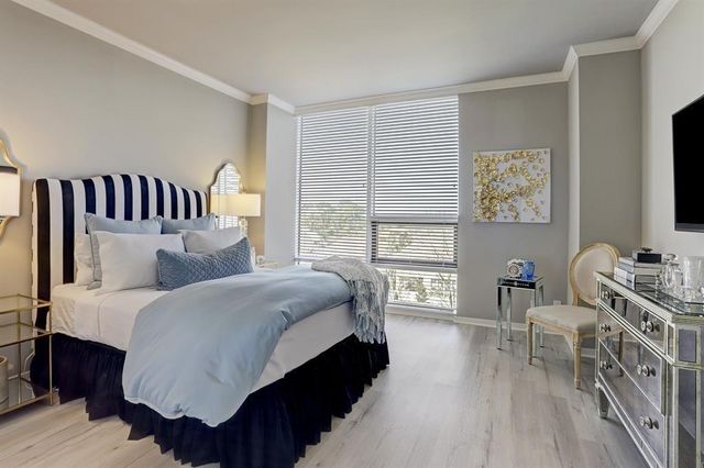 5100 San Felipe Street 51E, Houston, TX 77056