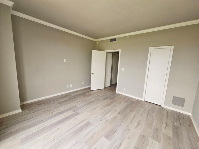 5100 San Felipe Street 51E, Houston, TX 77056