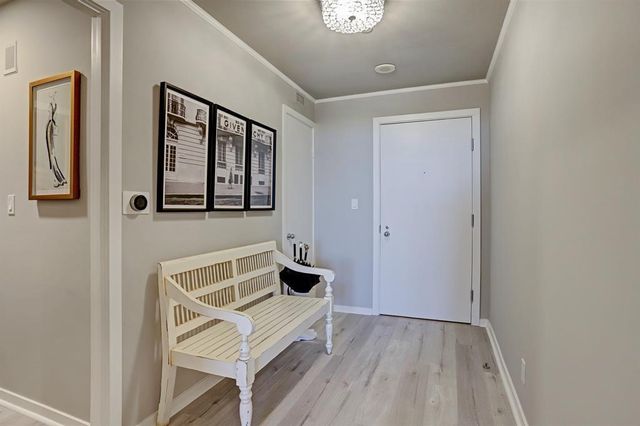 5100 San Felipe Street 51E, Houston, TX 77056