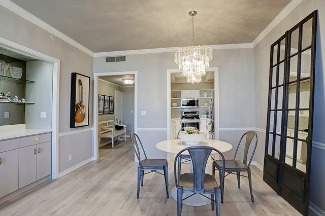 5100 San Felipe Street 51E, Houston, TX 77056