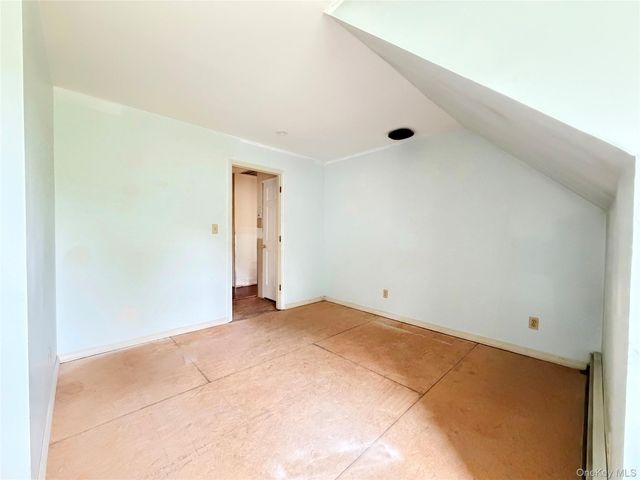 18 Fox Run, Hopewell Junction, NY 12533