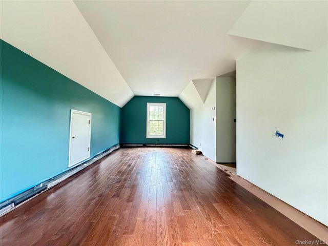 18 Fox Run, Hopewell Junction, NY 12533