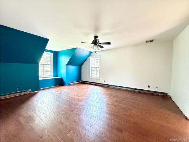 18 Fox Run, Hopewell Junction, NY 12533