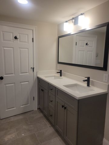 29 Amaranth Ave 1, Medford, MA 02155