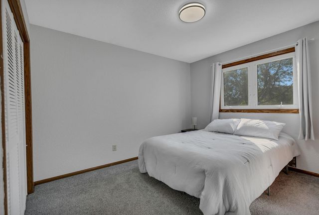 402 15th Street N, Sartell, MN 56377