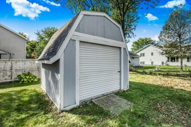 402 15th Street N, Sartell, MN 56377