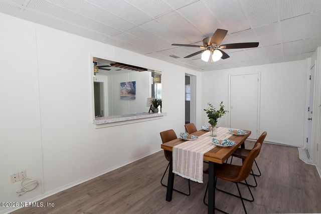 10250 BRIARCLIFF Road E, Jacksonville, FL 32218