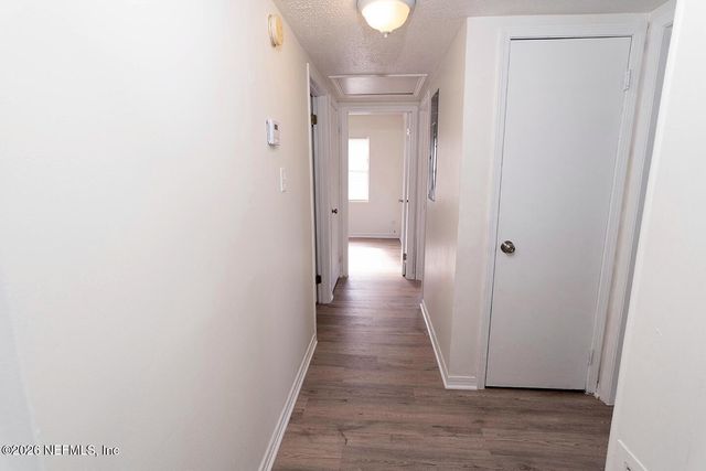 10250 BRIARCLIFF Road E, Jacksonville, FL 32218