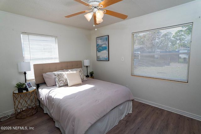 10250 BRIARCLIFF Road E, Jacksonville, FL 32218