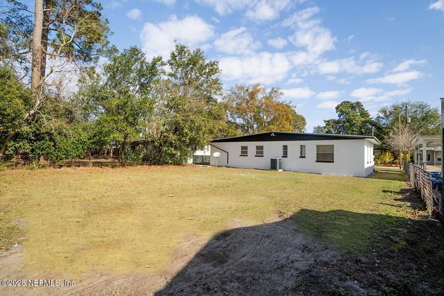 10250 BRIARCLIFF Road E, Jacksonville, FL 32218