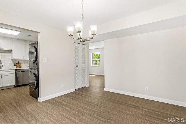 9003 Cardinal Terrace, Brentwood, MO 63144