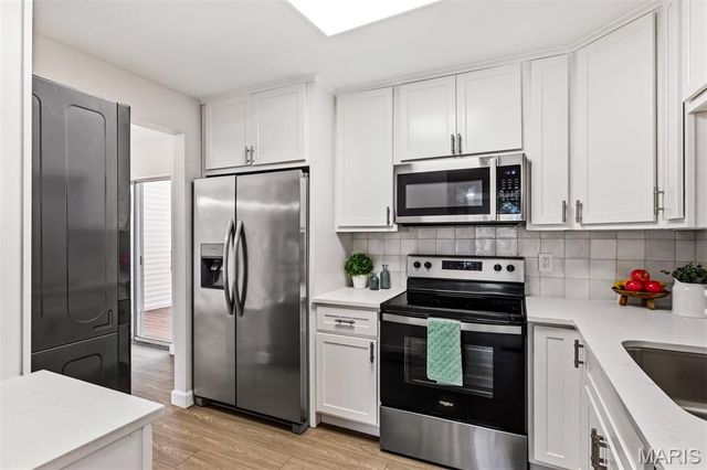 9003 Cardinal Terrace, Brentwood, MO 63144