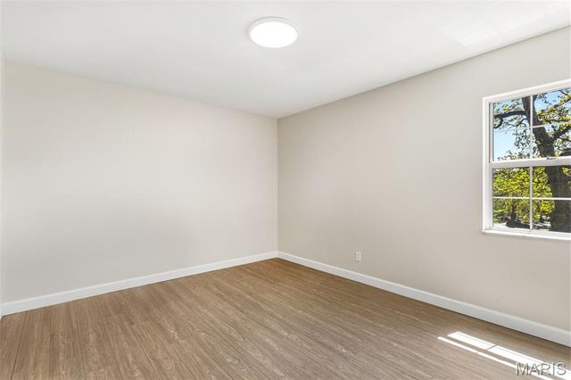 9003 Cardinal Terrace, Brentwood, MO 63144