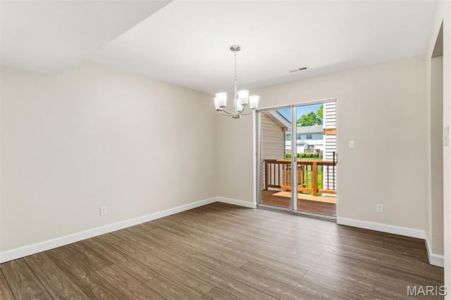 9003 Cardinal Terrace, Brentwood, MO 63144