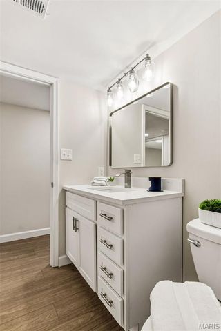 9003 Cardinal Terrace, Brentwood, MO 63144