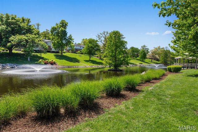 9003 Cardinal Terrace, Brentwood, MO 63144