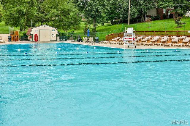9003 Cardinal Terrace, Brentwood, MO 63144