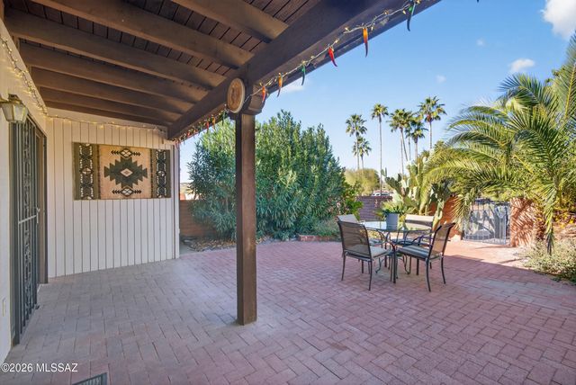 8641 N Candlewood Loop, Tucson, AZ 85704