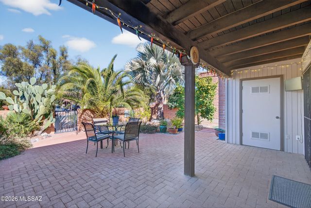 8641 N Candlewood Loop, Tucson, AZ 85704