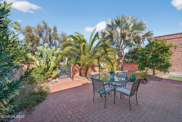 8641 N Candlewood Loop, Tucson, AZ 85704